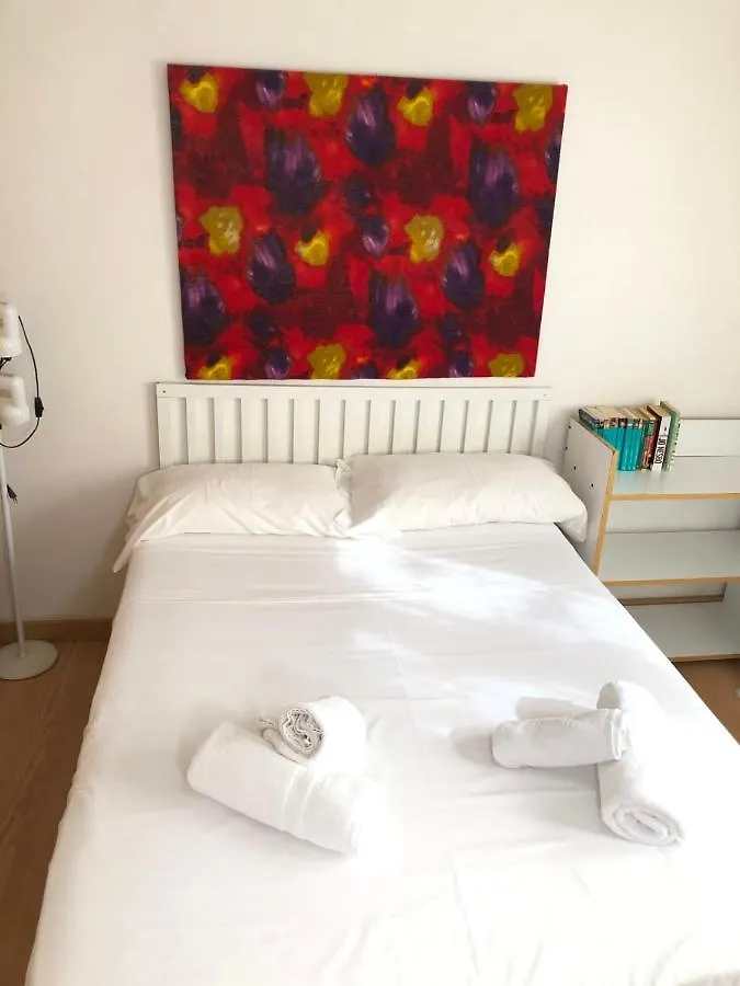 New! Apartment For 3 People Near Fira Gran Via L'Hospitalet de Llobregat