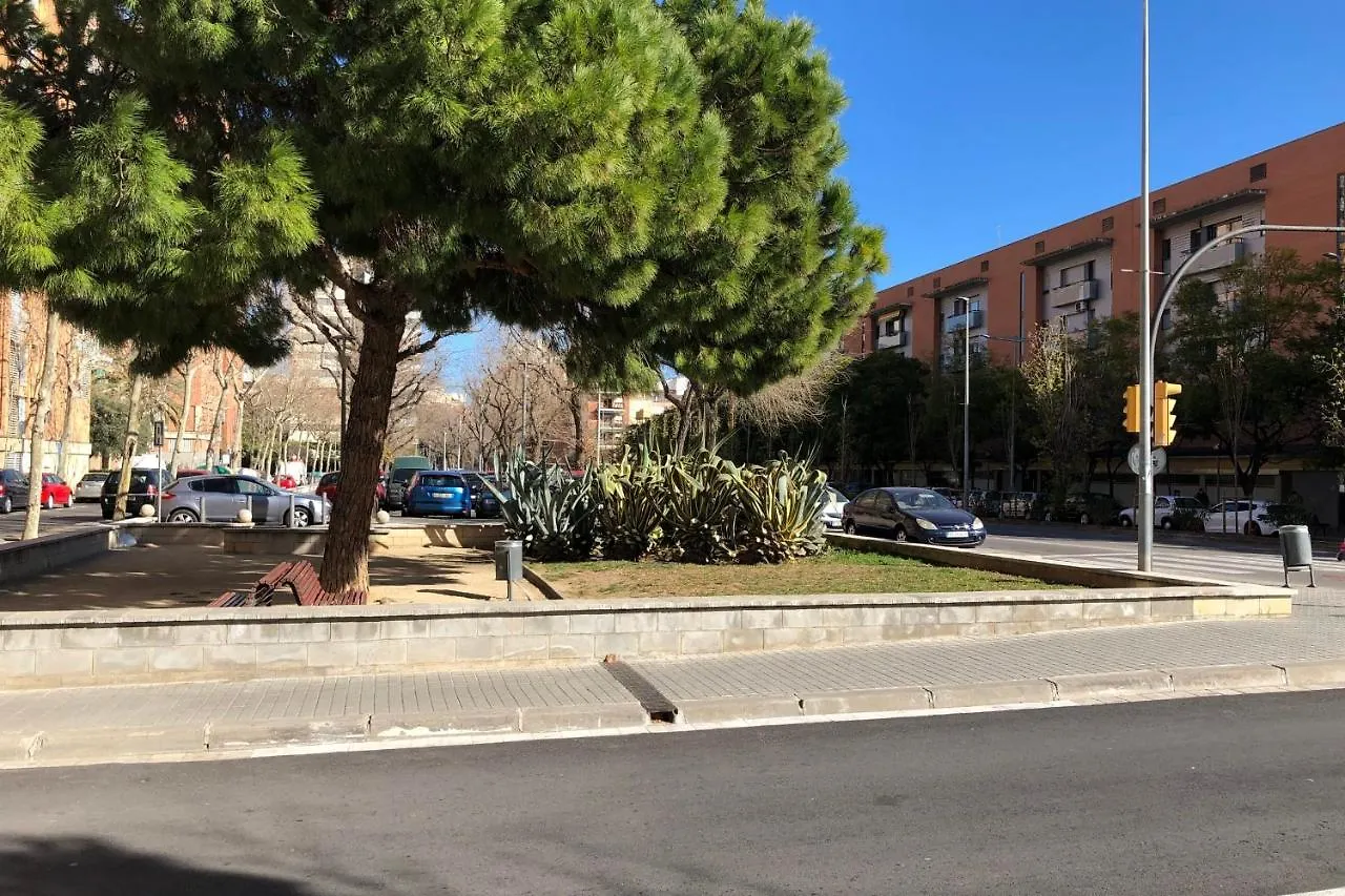 New! Apartment For 3 People Near Fira Gran Via L'Hospitalet de Llobregat
