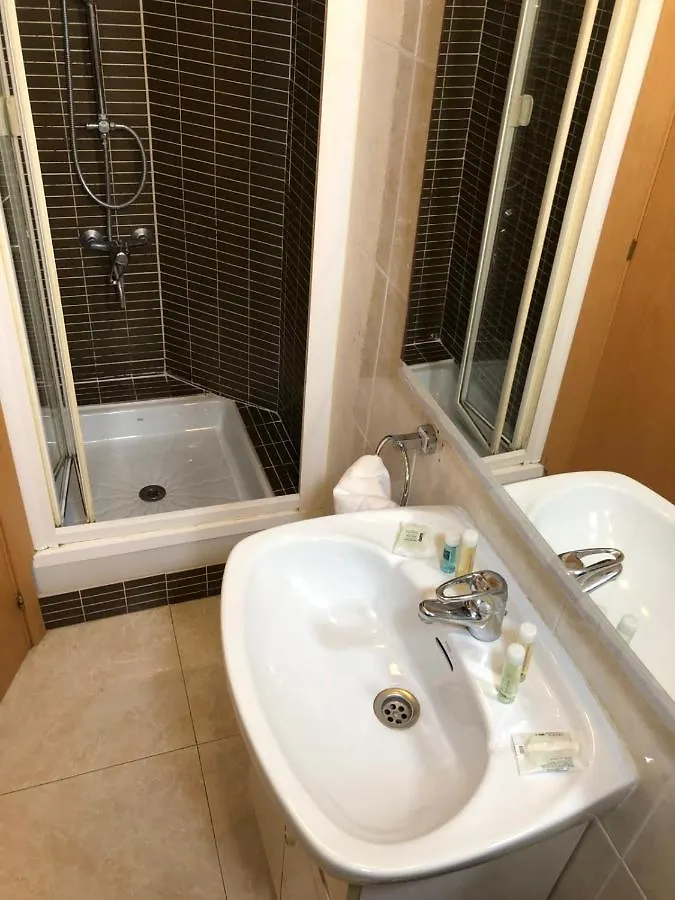 New! Apartment For 3 People Near Fira Gran Via L'Hospitalet de Llobregat