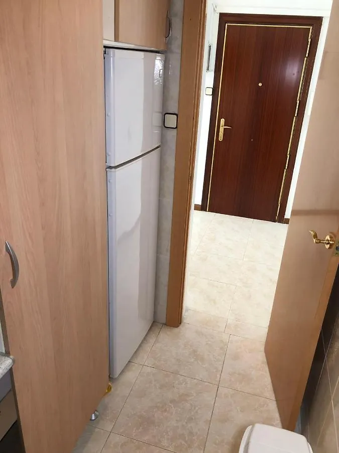 New! Apartment For 3 People Near Fira Gran Via ロスピタレート・デ・リョブレガート